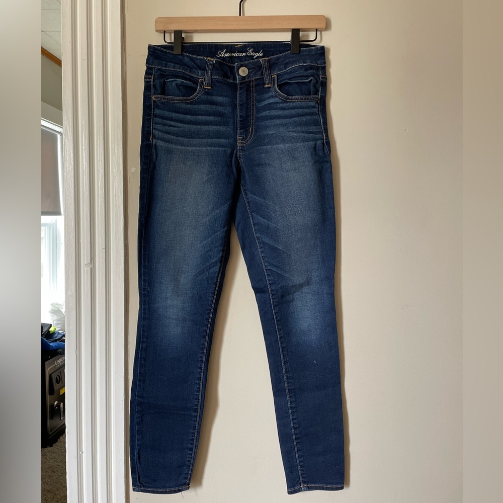 American Eagle (Super Stretch) Skinny Jeans.